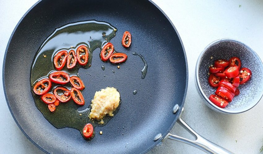 بازسازی تفلون برای چه ظروفی انجام می‌شود؟