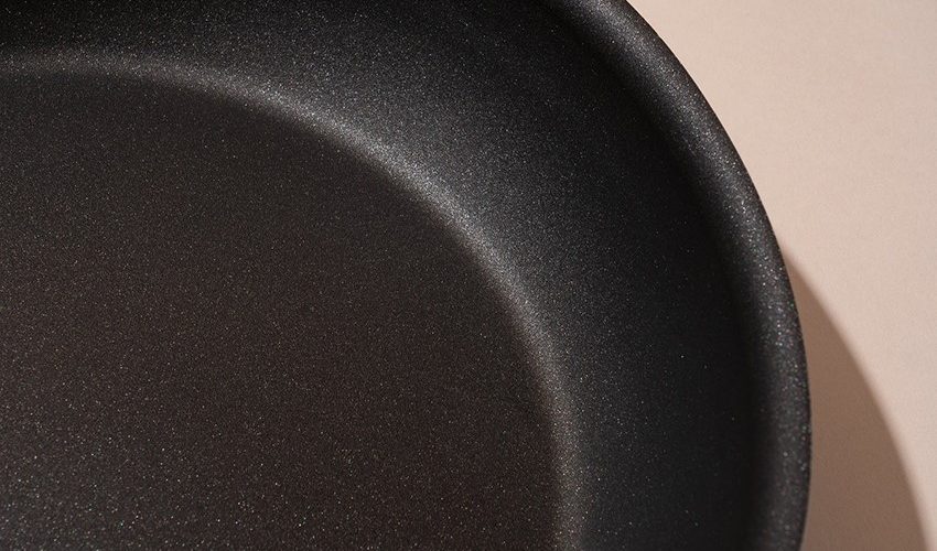 0 تا 100 تمیز کردن قابلمه تفلون | سم تفلون را بگیرید