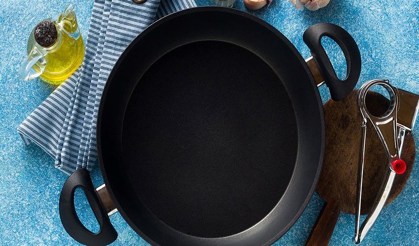 چه زمانی وقت بازسازی ظروف تفلون فرا رسیده است؟